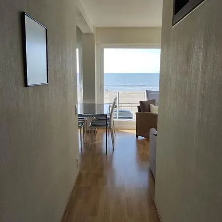 North Sea View With Parking * ميدل كيرك