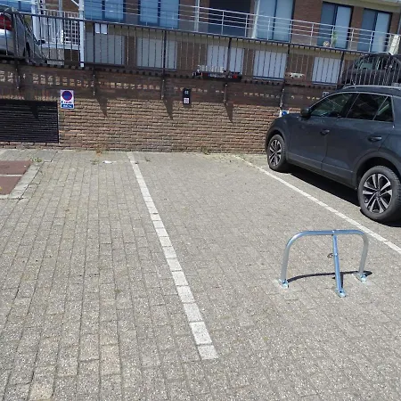 شقة North Sea View With Parking ميدل كيرك