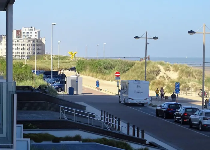 North Sea View With Parking